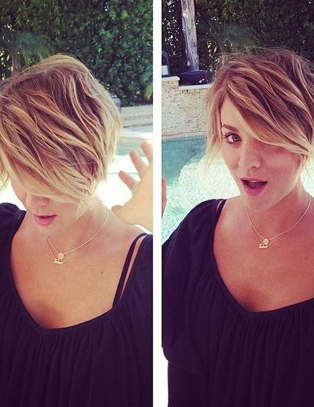 Kaley Cuoco Cheveux Courts