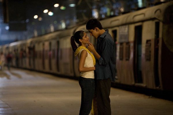 En Inde, on s'embrasse en public pour revendiquer le droit de s'aimer