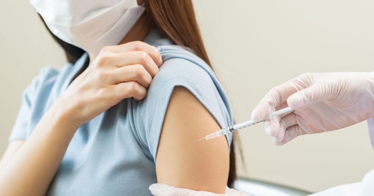 "Plus qu'1,5 million de doses disponibles" : les pharmaciens alertent sur une pénurie imminente de vaccins contre la grippe