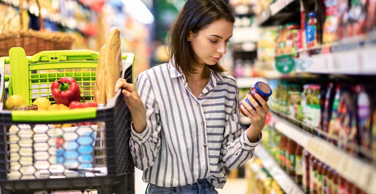 “Pesticides interdits en Europe” : cet aliment que tout le monde a dans ses placards en contient, selon 60 Millions de consommateurs