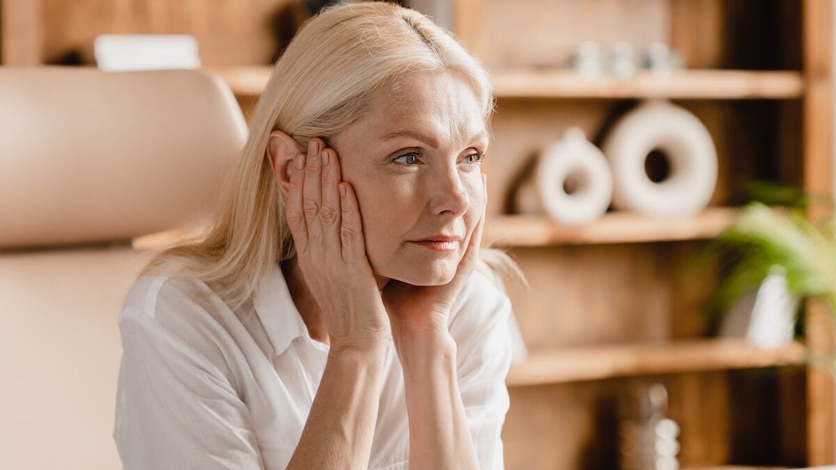 "A 50 ans, j’ai attribué ces 3 symptômes à la ménopause jusqu’à ce qu’on me diagnostique un cancer du col de l’utérus"