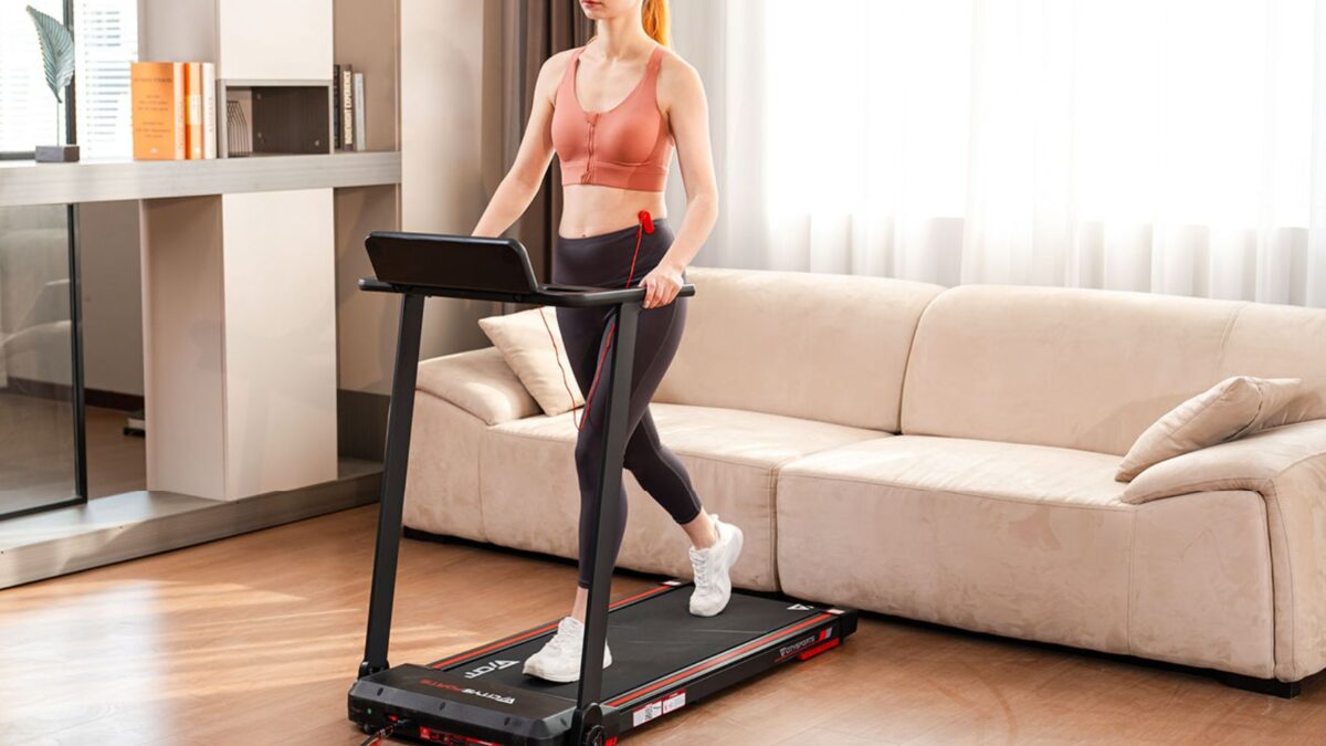De retour en stock, tout le monde s'arrache ce tapis de course pliable pour se remettre en forme à domicile