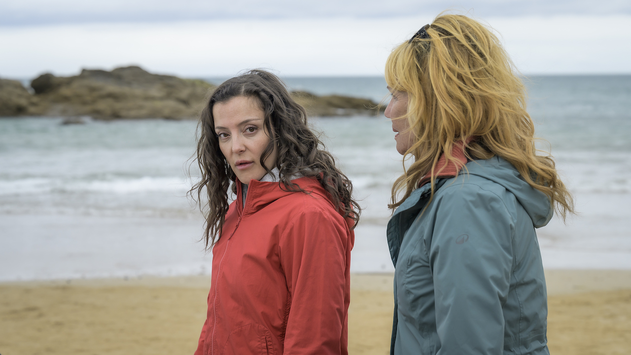 EXCLU – “Je suis épuisée”, Camille Lellouche évoque sa charge mentale en tant que mère, comme son personnage dans Le diplôme sur TF1