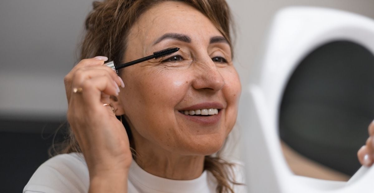 “Effet cils recourbés sans mascara” : ce nouveau produit révolutionnaire est idéal pour rajeunir le regard après 50 ans