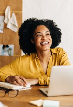 Les psychologues sont formels : essayer d'&ecirc;tre toujours "positive" vous rend en r&eacute;alit&eacute; plus malheureuse