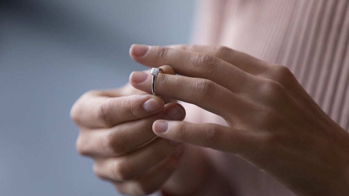 "Une honte !" : Le fiancé meurt quelques mois avant le mariage, la salle de réception refuse de rembourser et fait une proposition indécente