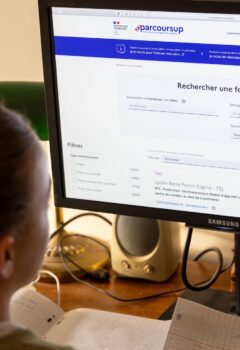 Parcoursup : "C&rsquo;est quasiment &eacute;liminatoire", cette erreur n&deg;1 que les &eacute;tudiants ne doivent surtout pas faire selon une coach en orientation