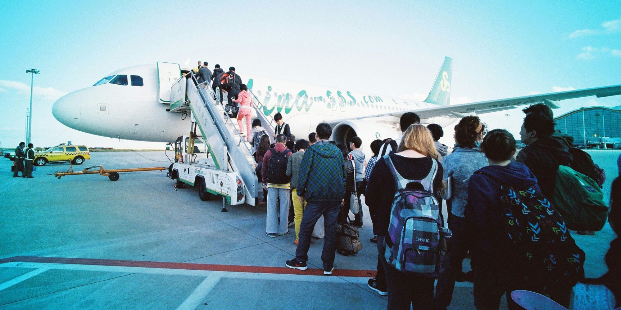 Adieu les frais de bagage : ce sac à dos de voyage approuvé pour EasyJet et Ryanair cartonne sur Amazon